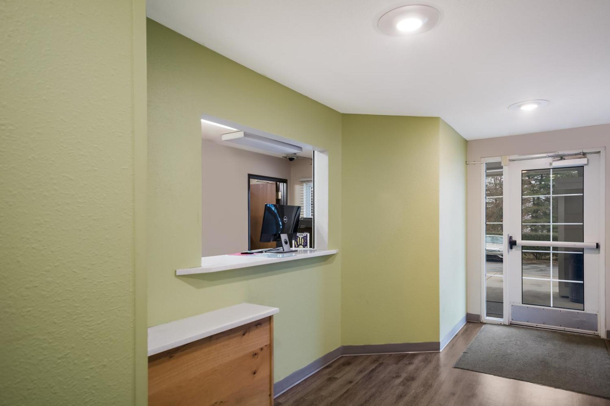 Woodspring Suites Greenville Симпсонвилл Экстерьер фото