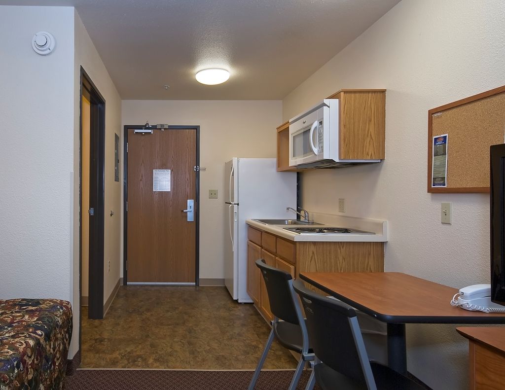 Woodspring Suites Greenville Симпсонвилл Номер фото